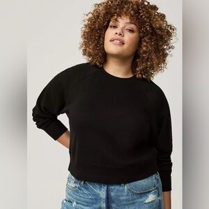 Torrid Sweatshirt Cropped Crew NWT